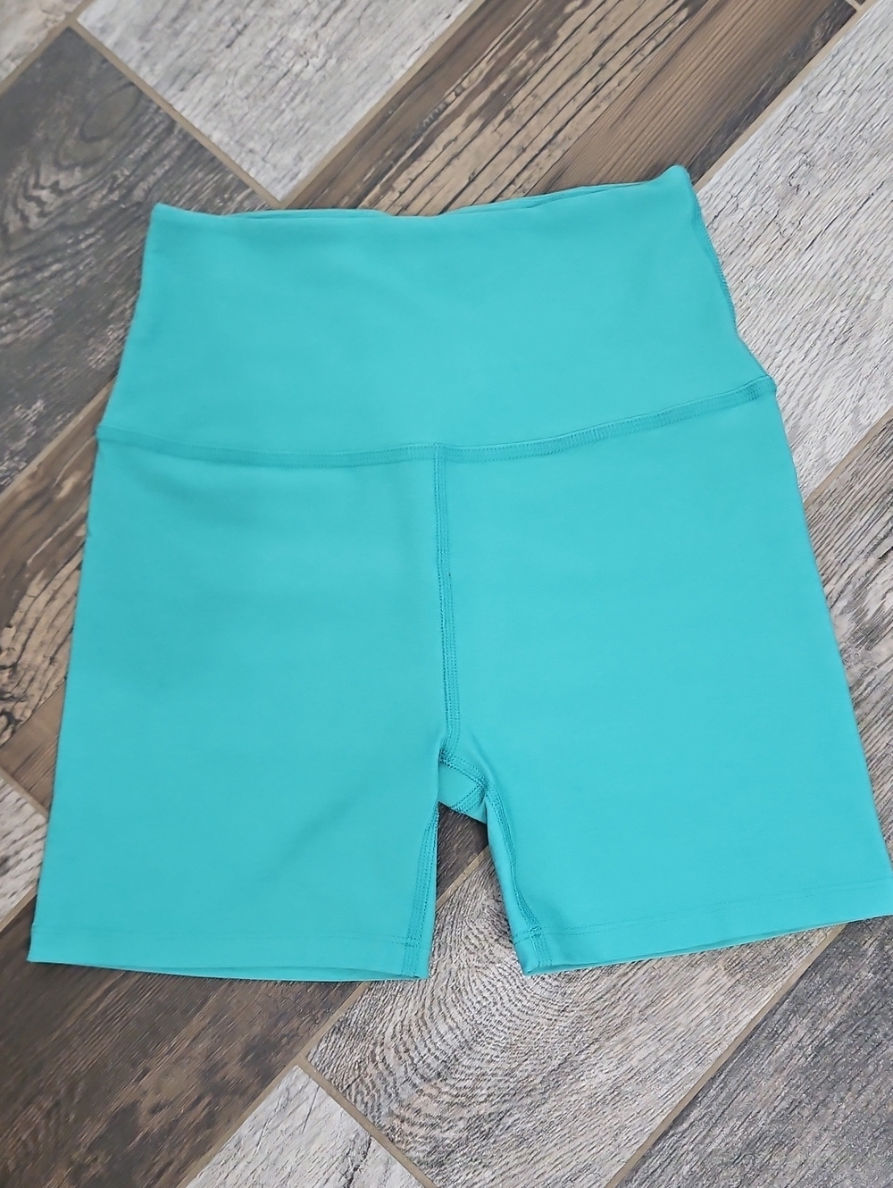 Beyond Yoga High-Waist Teal Biker  Shorts - Women